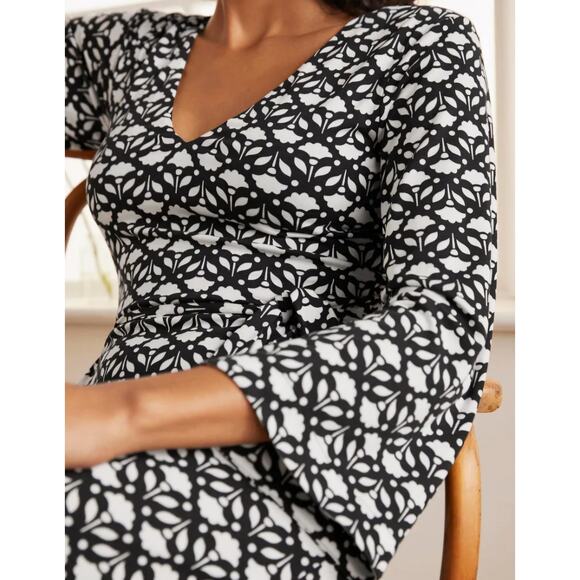 Boden Women's Black and White Amy Jersey Midi Dress Size Medium - Picture 2 of 14